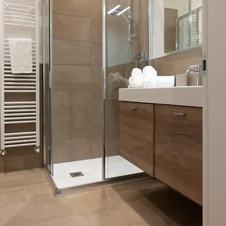 Giardino Dell'apollonia Fra 2 Torri E Sant'orsola