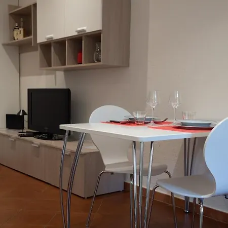 Giardino Dell'apollonia Fra 2 Torri E Sant'orsola * Bolonia