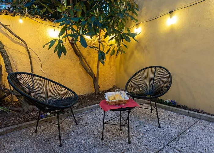 Giardino Dell'apollonia Fra 2 Torri E Sant'orsola Bologna