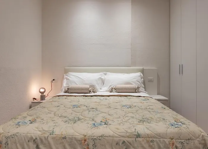 Apartment Giardino Dell'apollonia Fra 2 Torri E Sant'orsola