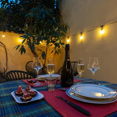 Giardino Dell'apollonia Fra 2 Torri E Sant'orsola Apartman