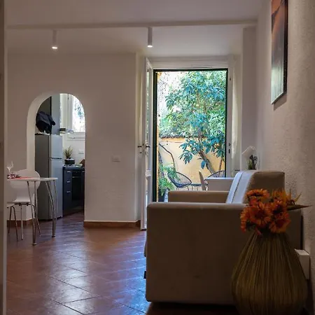 Giardino Dell'apollonia Fra 2 Torri E Sant'orsola * Bologna